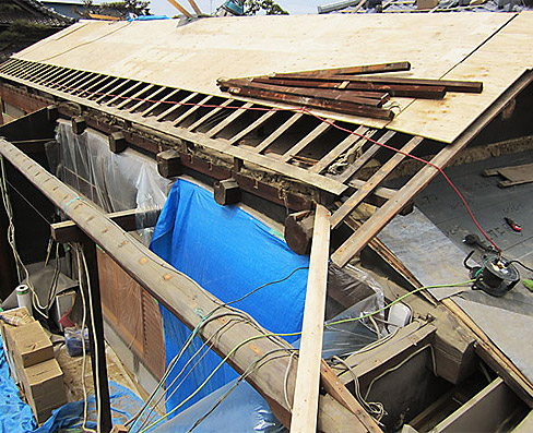 A邸本宅瓦葺き替え工事