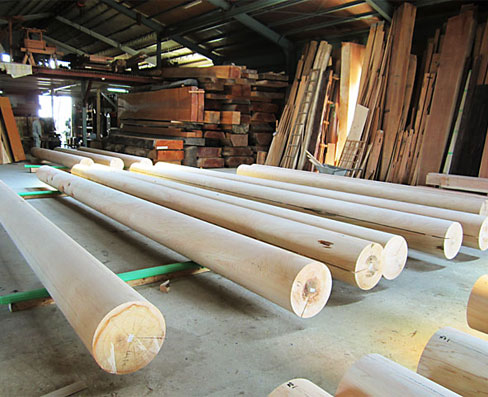 丸柱墨付け作業