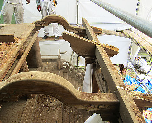 菅原社素屋根仮設工事