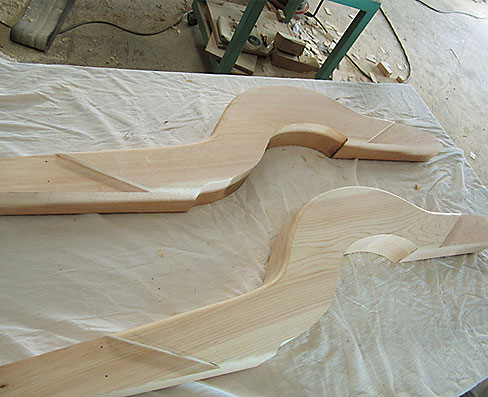 菅原社　海老虹梁加工