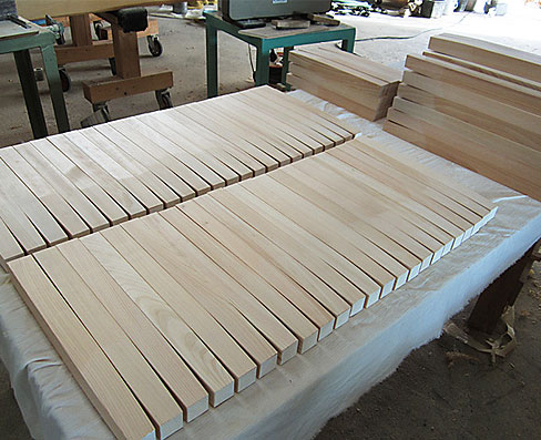 八坂社　ヒエン垂木仕上